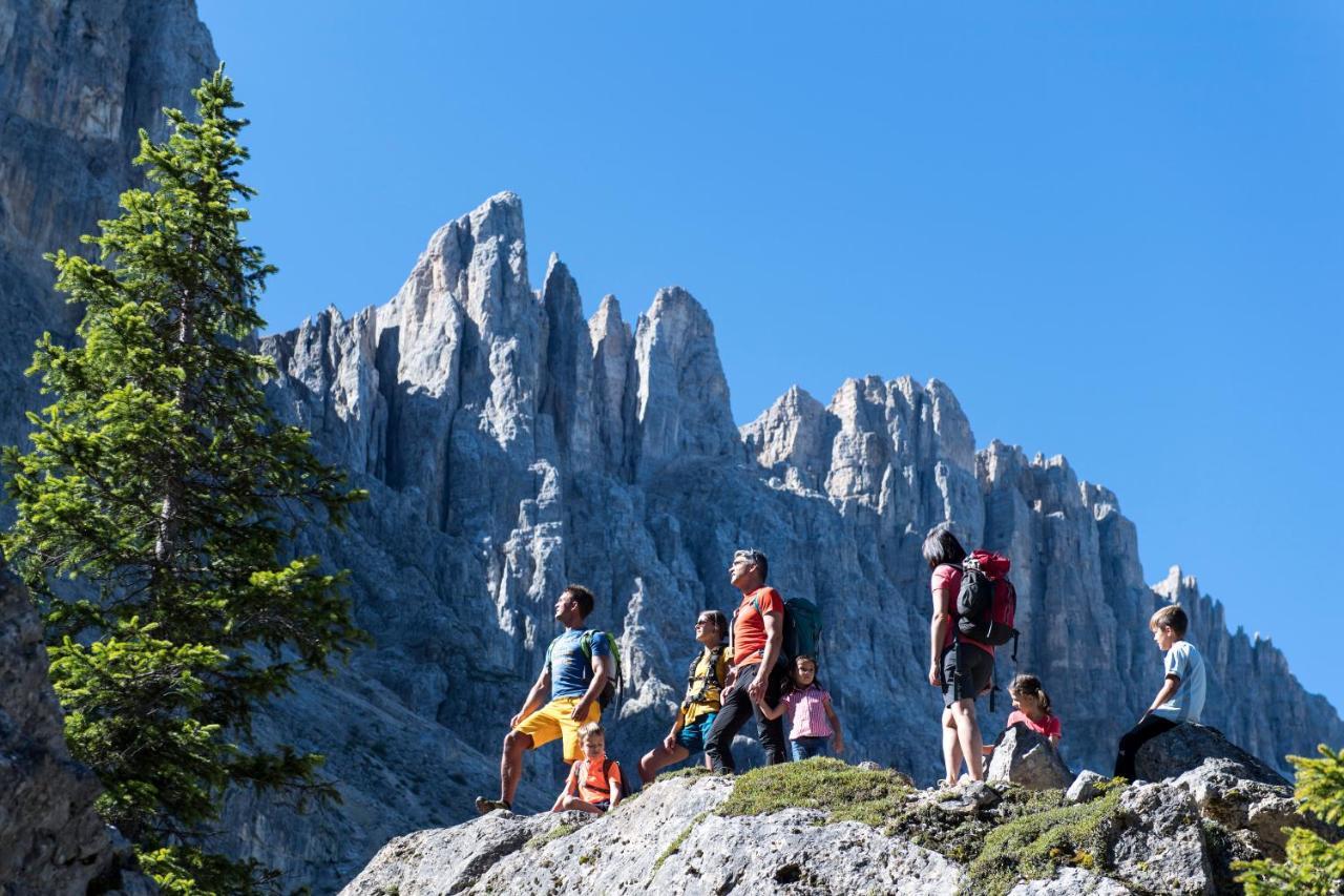 Costalungahouse Trekkingbikeski Selfcheck-In Apartment Carezza al Lago Luaran gambar
