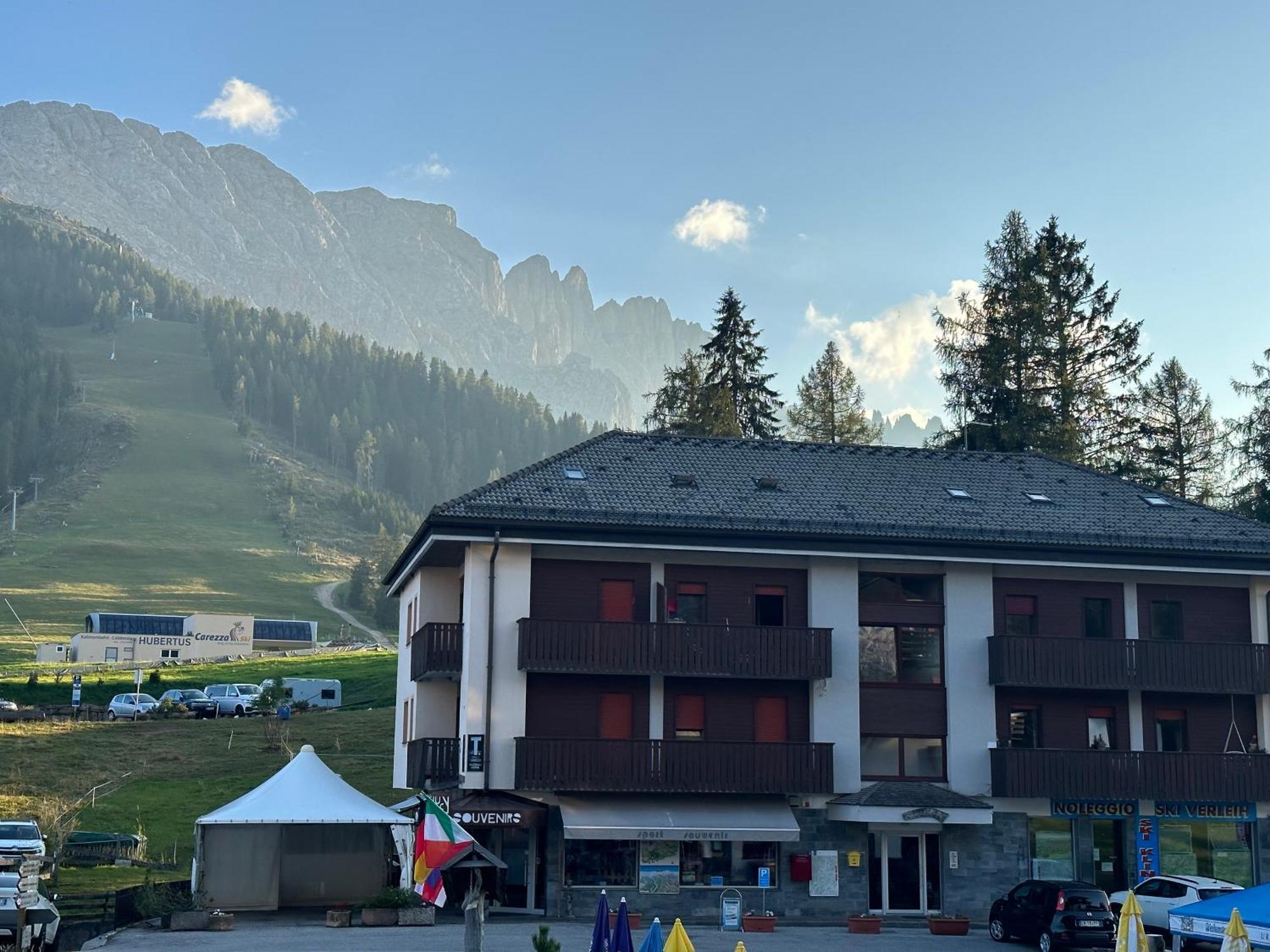 Costalungahouse Trekkingbikeski Selfcheck-In Apartment Carezza al Lago Luaran gambar