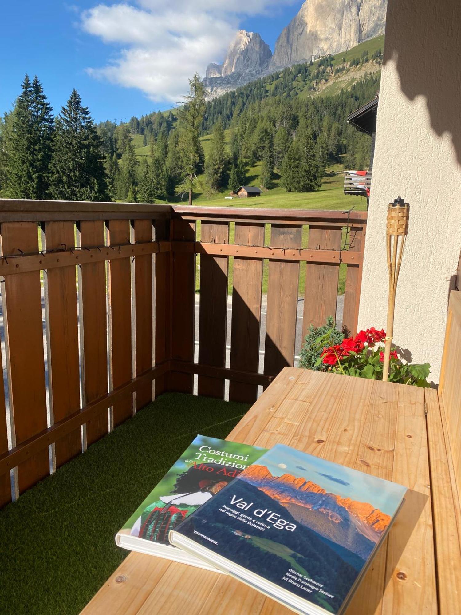 Costalungahouse Trekkingbikeski Selfcheck-In Apartment Carezza al Lago Luaran gambar