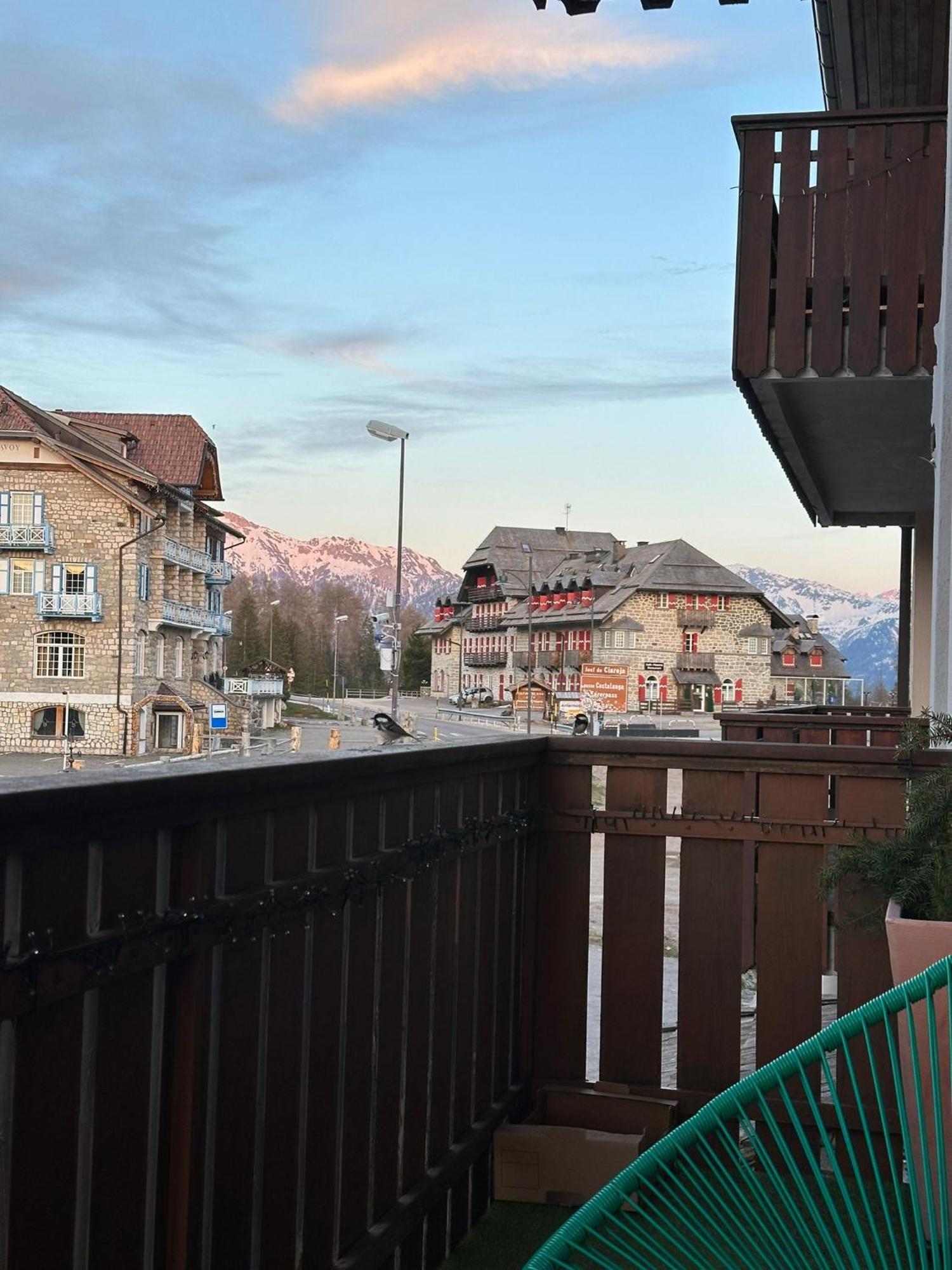 Costalungahouse Trekkingbikeski Selfcheck-In Apartment Carezza al Lago Luaran gambar