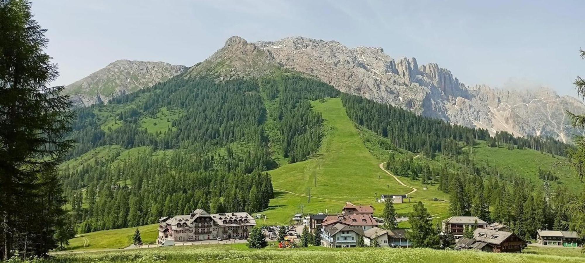 Costalungahouse Trekkingbikeski Selfcheck-In Apartment Carezza al Lago Luaran gambar